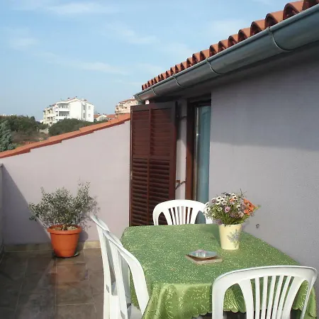 Appartamento Purple House Pola