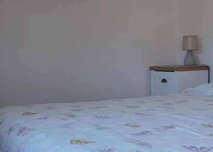 Apartman Purple House