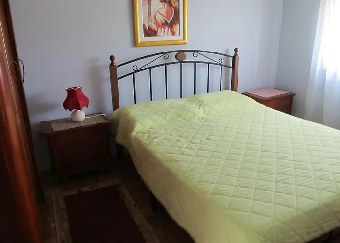 Apartman Purple House *